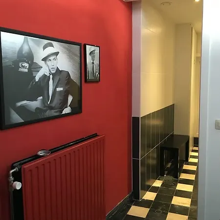 Couette-café Le Grand Cabaret