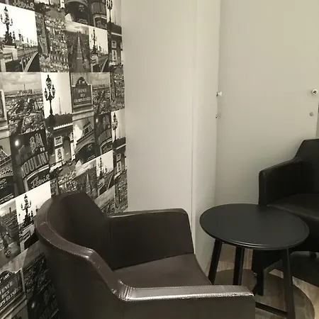 Couette-café Le Grand Cabaret