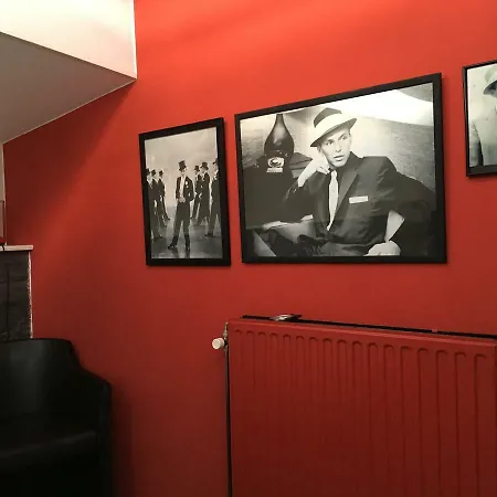 Couette-café Le Grand Cabaret